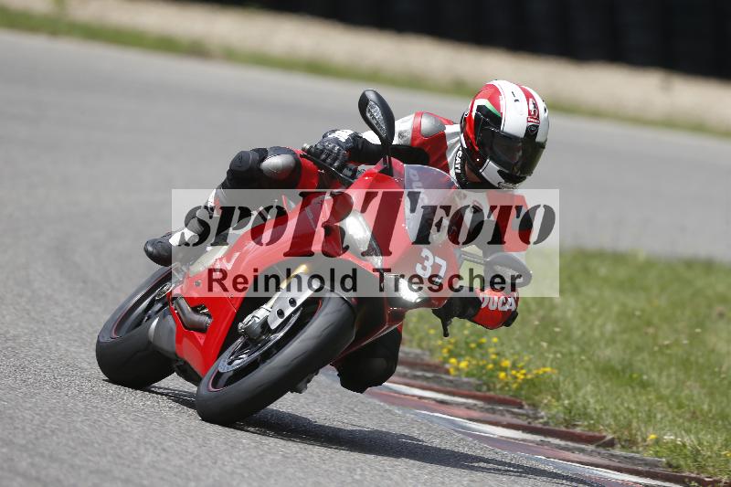 /27 12.06.2025 Ducati Schweiz Trackday Warmup  ADR/gruen-vert/37